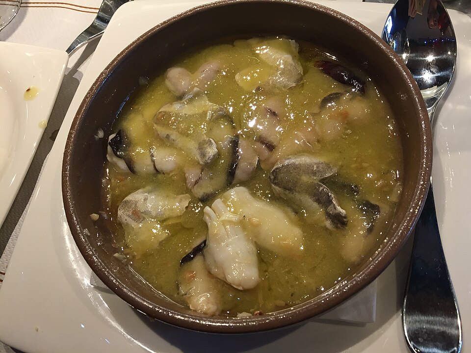 File:Kokotxas al pilpil, Bilbao (33097477025).jpg