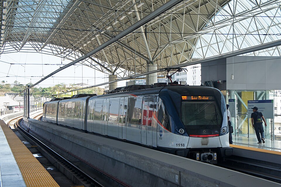 File:Metro Panama 03 2015 1581.JPG