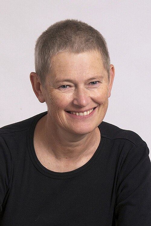 File:Peta Murray.jpg