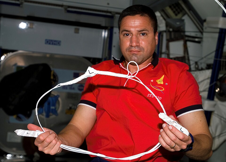 File:STS120 Cufflink.jpg