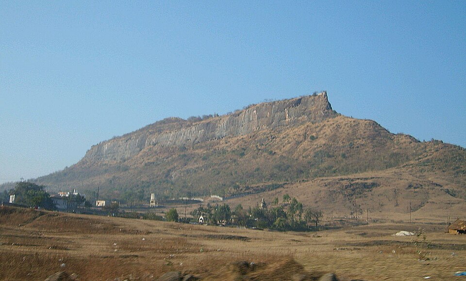 File:Shivneri fort1.JPG