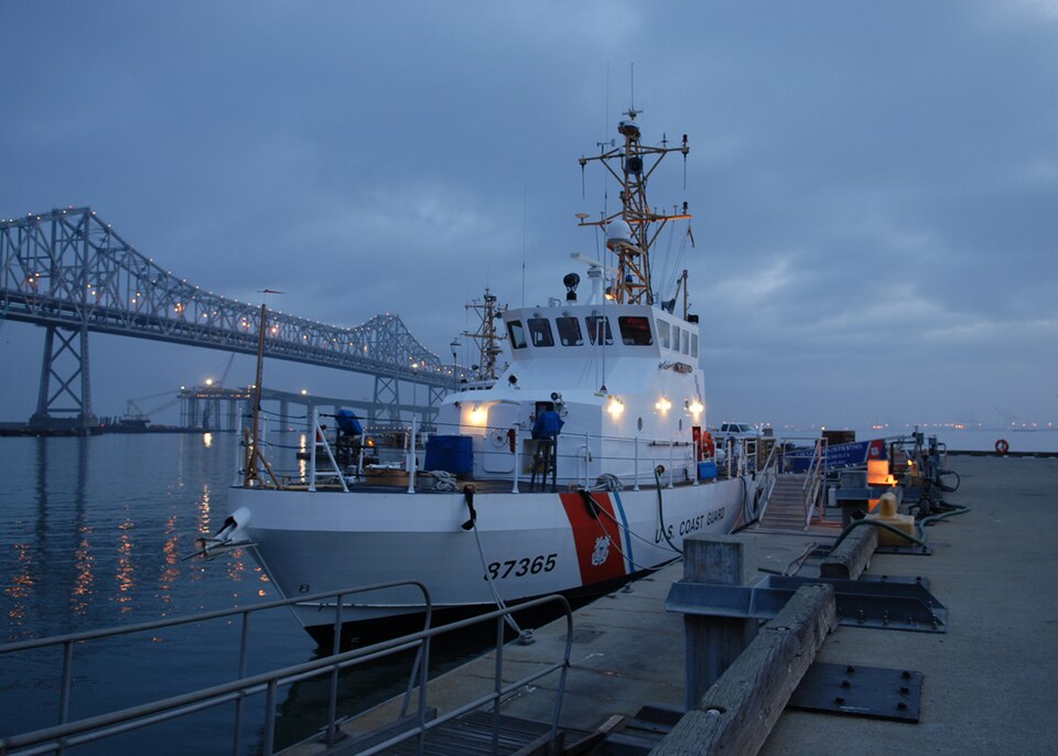 File:Coast Guard Cutter Pike (3119832802).jpg
