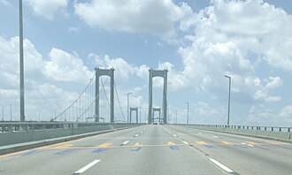 Delaware/New Jersey state line marked on southbound span of Delaware Memorial Bridge