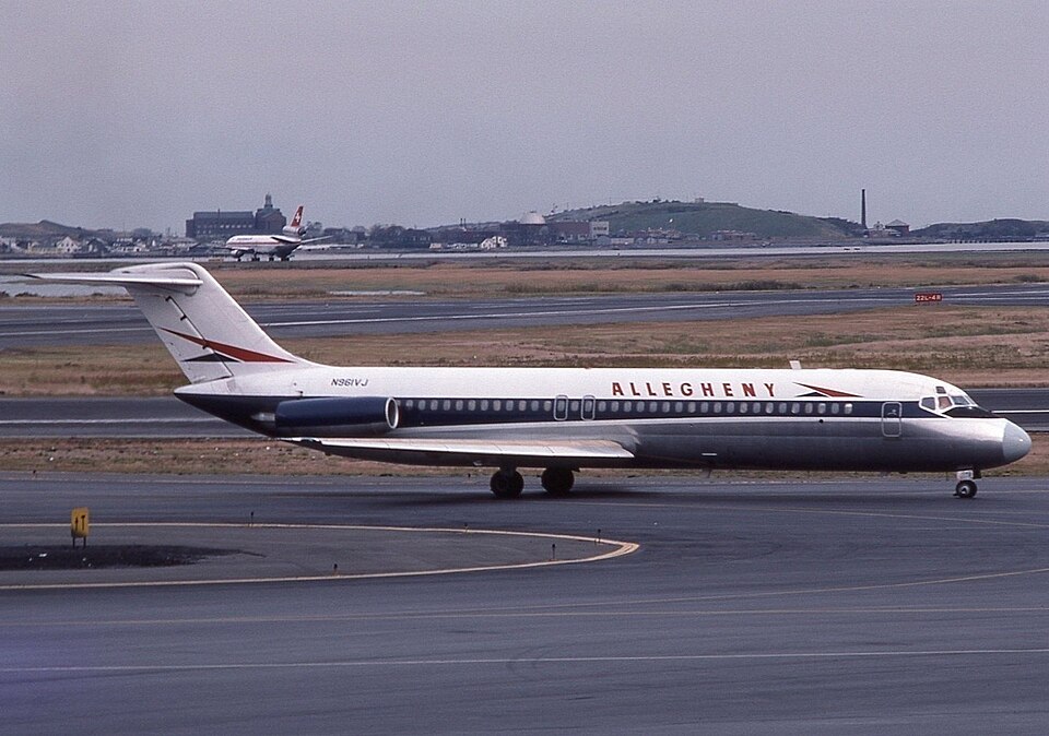 File:Allegheny DC-9 N961VJ in 1976 (cropped).jpg