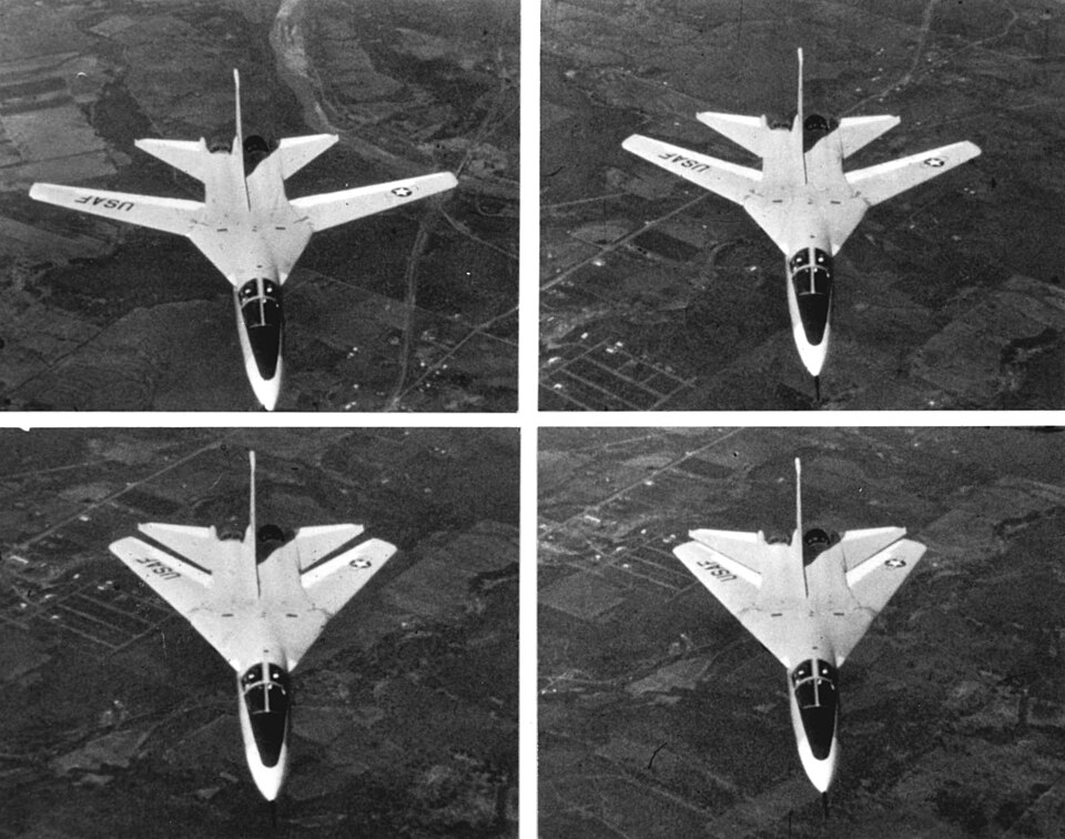 File:F-111A Wing Sweep Sequence.jpg