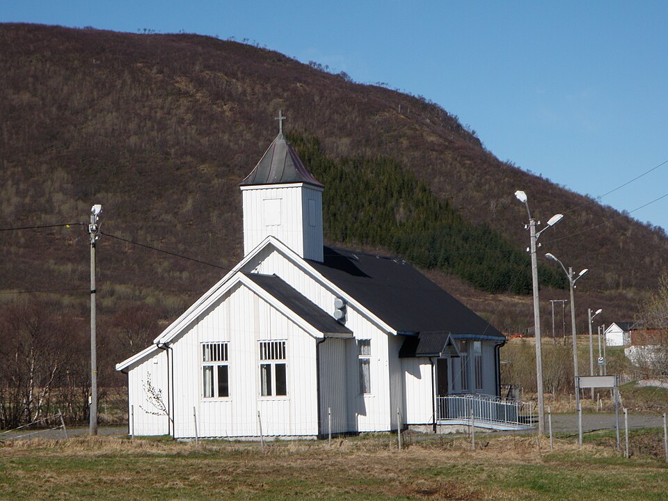 File:Knutstad Chapel 2013.JPG