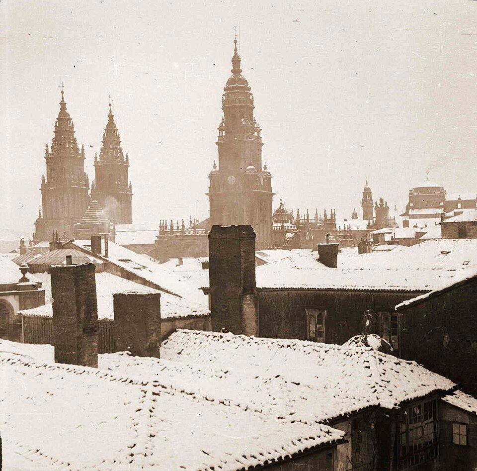File:Santiago aprox.1968 GDFL.jpg