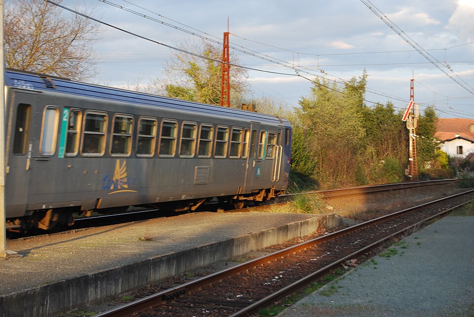 File:TER Urt.JPG