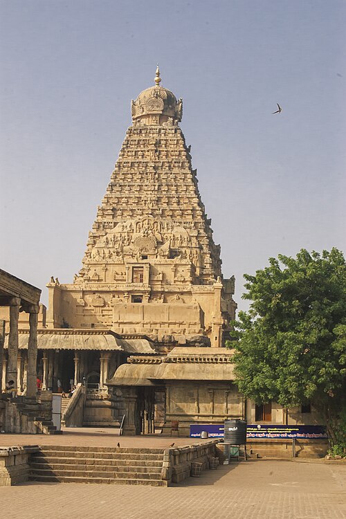 File:Brihadisvara Temple, Thanjavur, Tamil Nadu, India.jpg