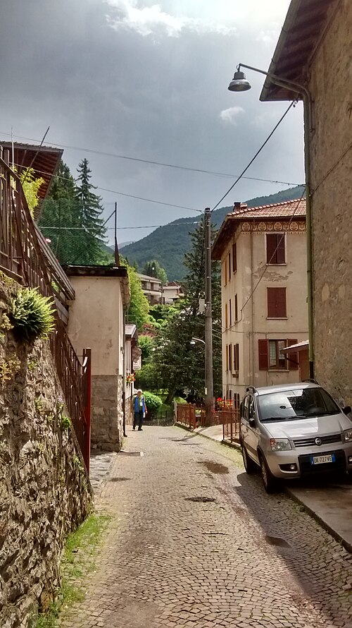 File:Dark skies in Esino Lario.jpg