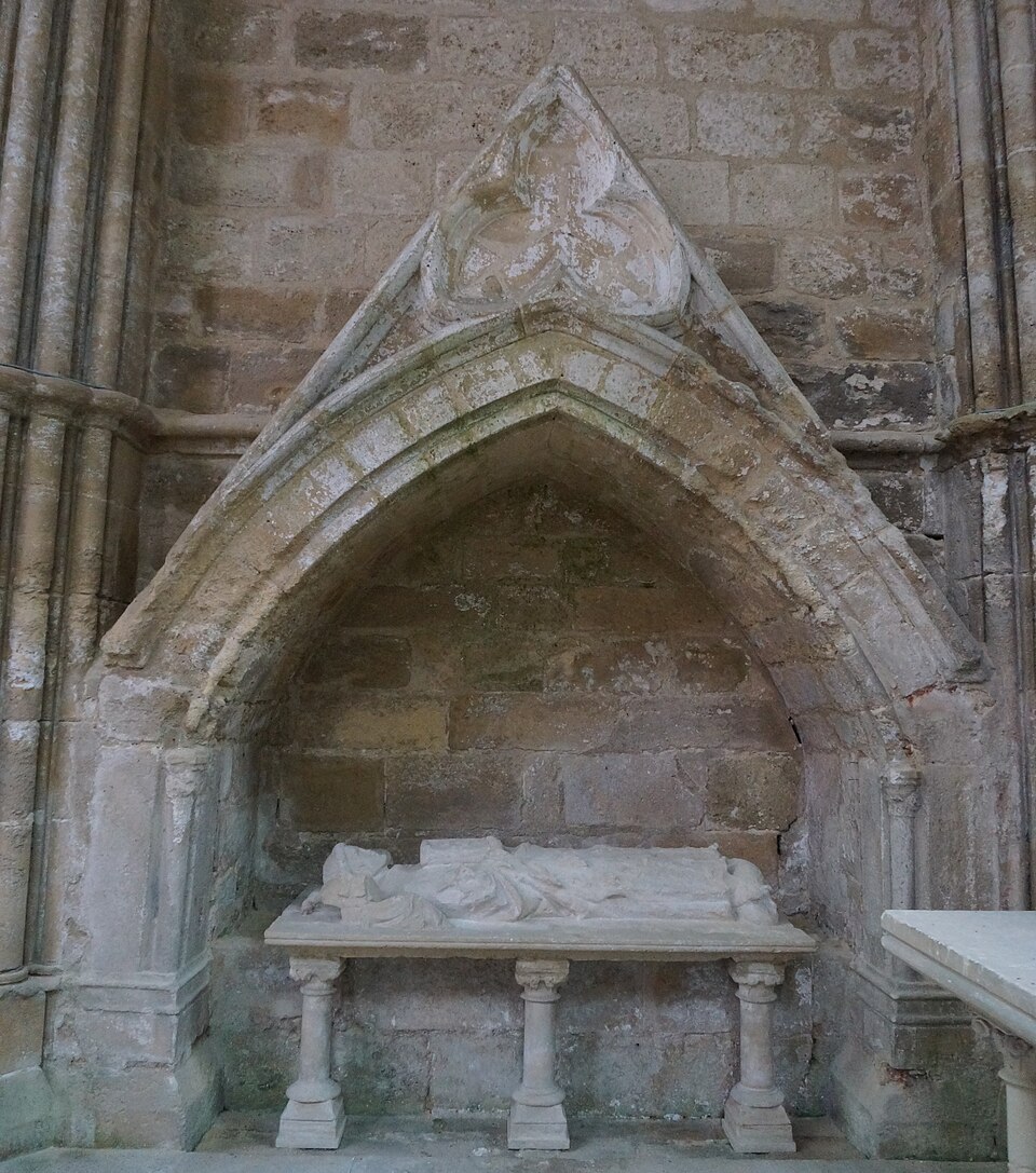 File:Gisant abbé 09340.JPG