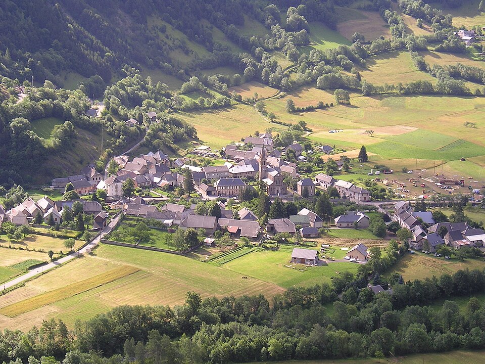 File:Le Périer (Isère).JPG