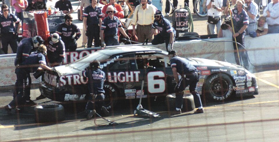 File:MarkMartin6car1989Pitstop.jpg