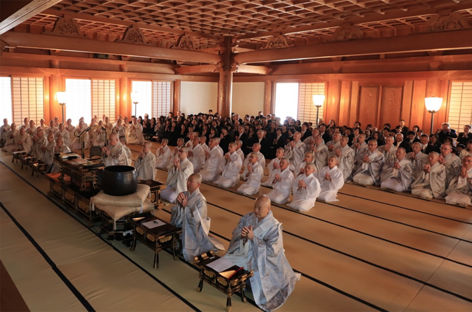 File:Nichiren Shoshu High Priest.png