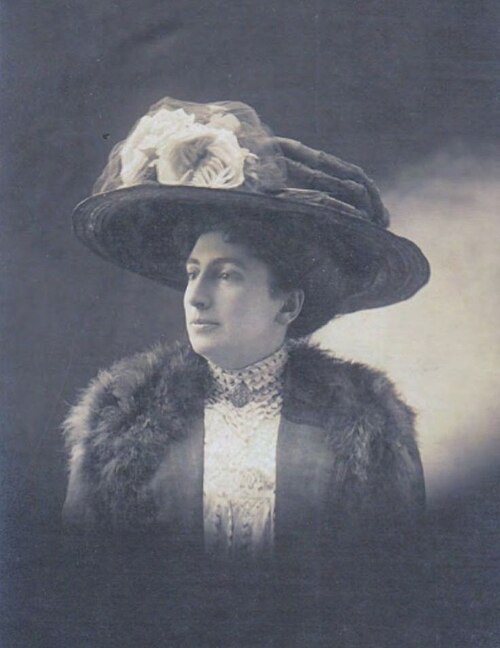 File:Princess Alice of Bourbon (1876-1975).jpg