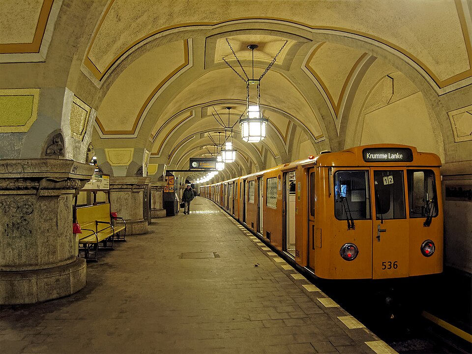 File:Heidelberger Platz Berlin U3.jpg
