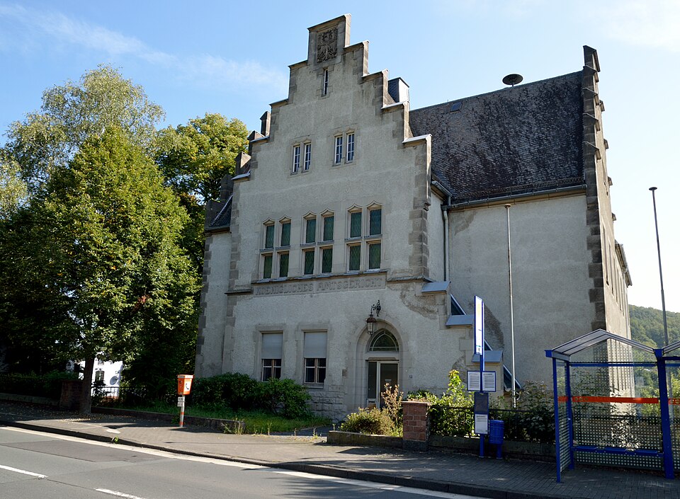 File:Königliches Amtsgericht Gladenbach (2).jpg