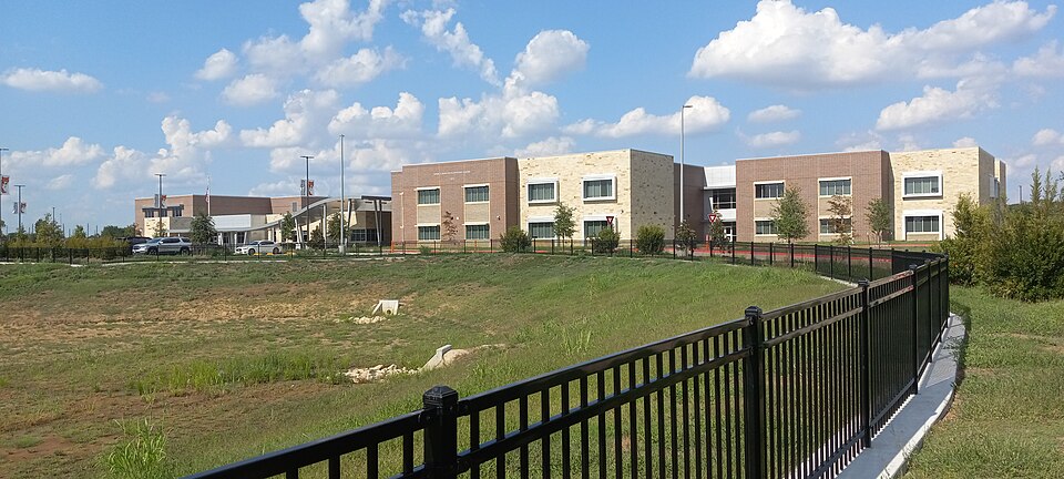 File:Sonal Bhuchar Elementary.jpg