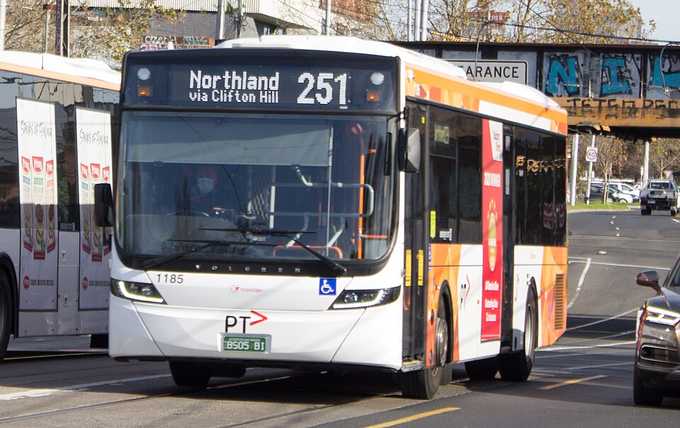 File:Transdev Melbourne route 251 buses (cropped).jpg