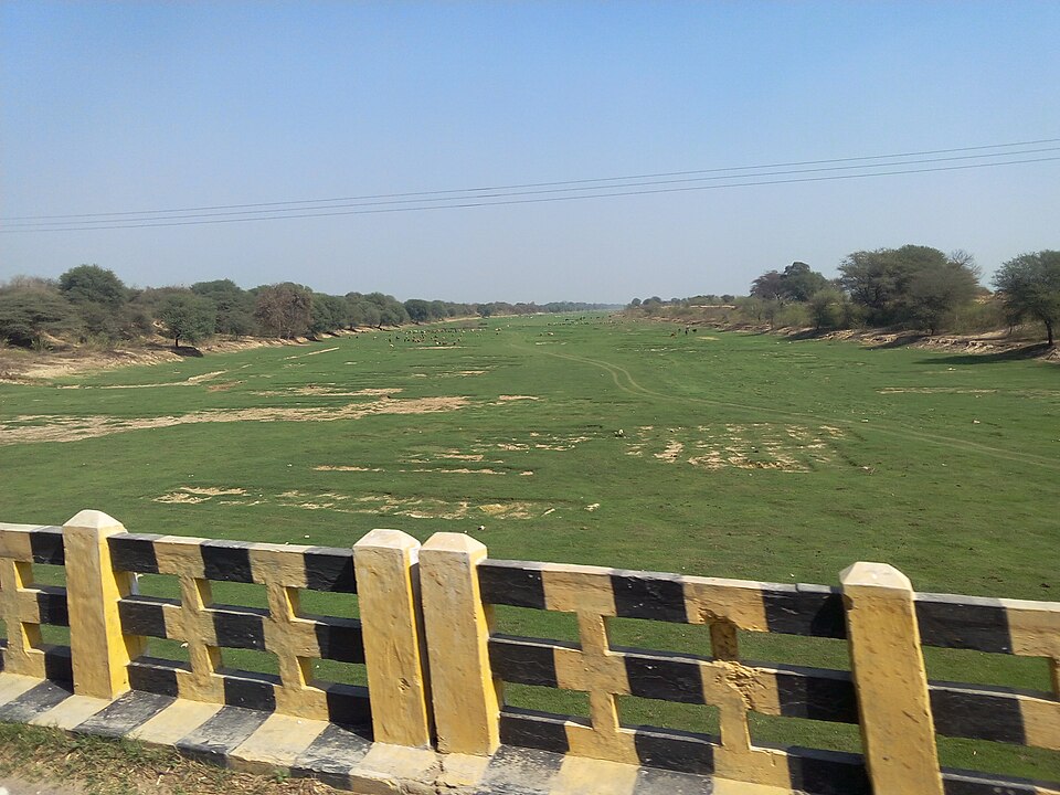 File:Ghaggar river near Naurangdesar village.jpg