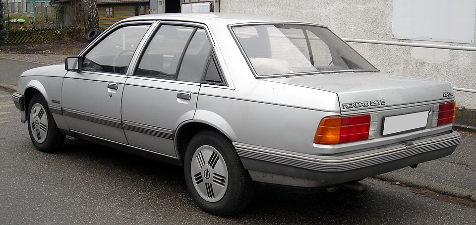 File:Opel Rekord E2 rear 20081218.jpg