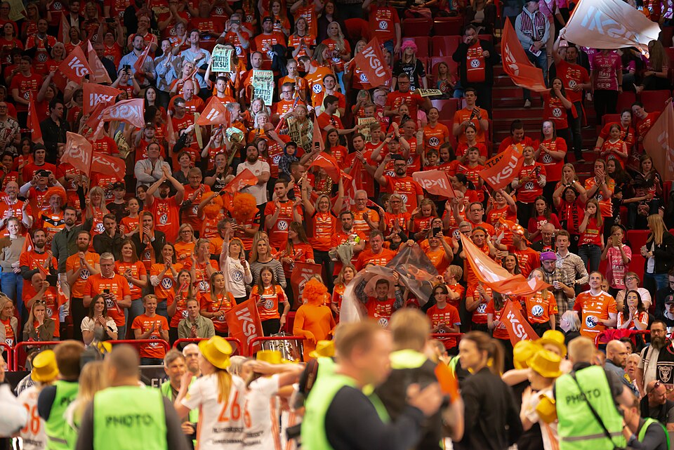 File:SM-final Innebandy Damer 2018-249.jpg