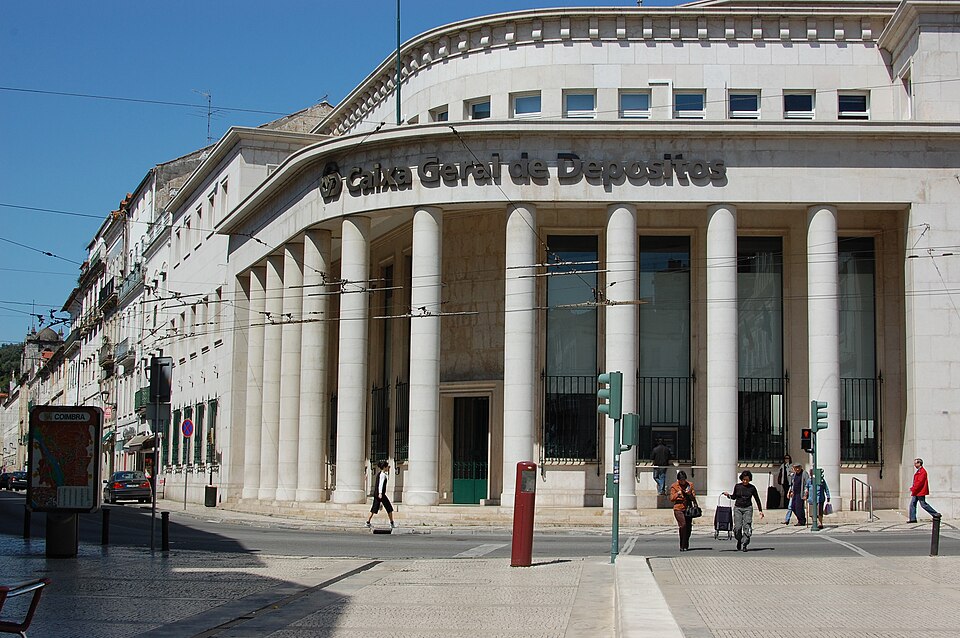 File:Coimbra-CaixaDepositos.jpg
