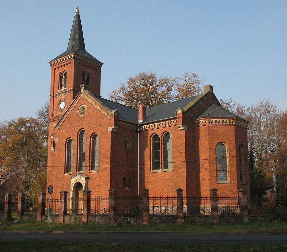 File:Vichel church.jpg