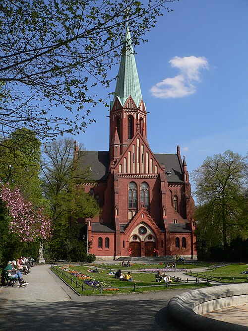 File:WilmersdorfLudwigkirchplatz.JPG