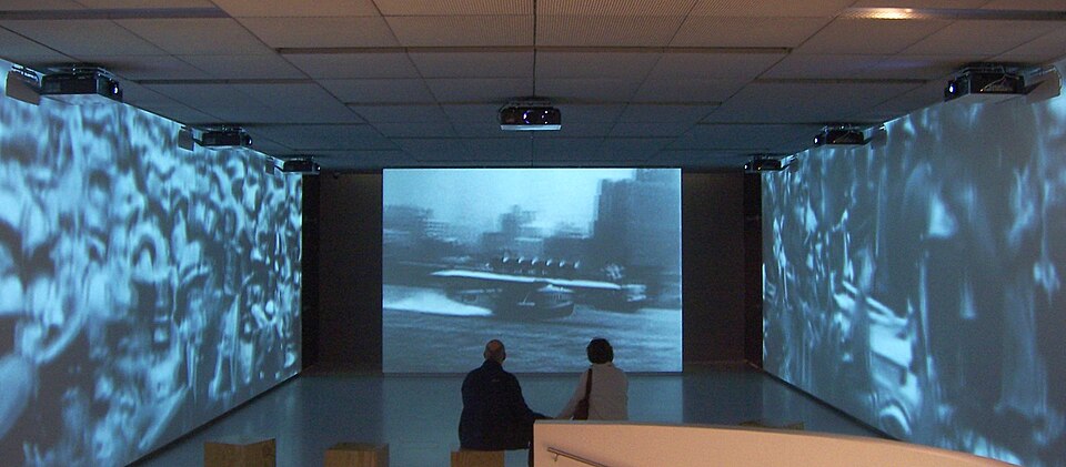 File:Dornier Museum Museumsbox 2009-09-27.jpg