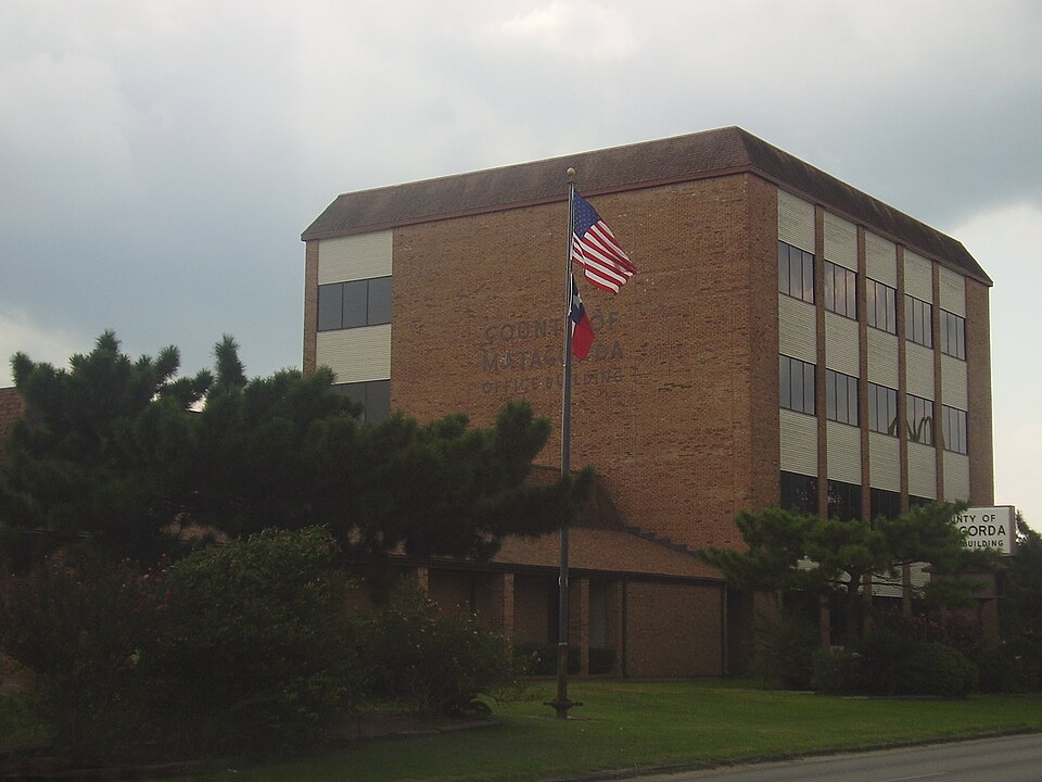 File:MatagordaCountyOfficeBuilding.JPG