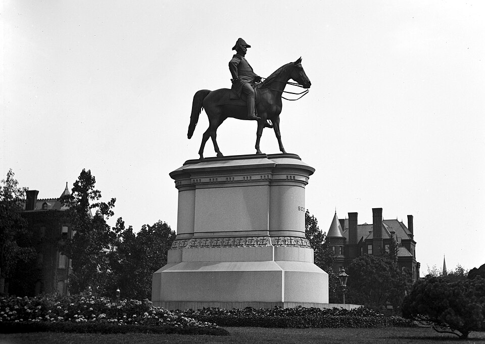 File:Winfield Scott Memorial.jpg