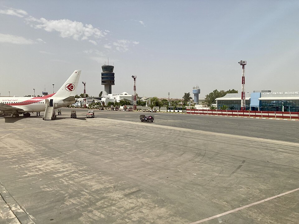 File:Constantine airport.jpg