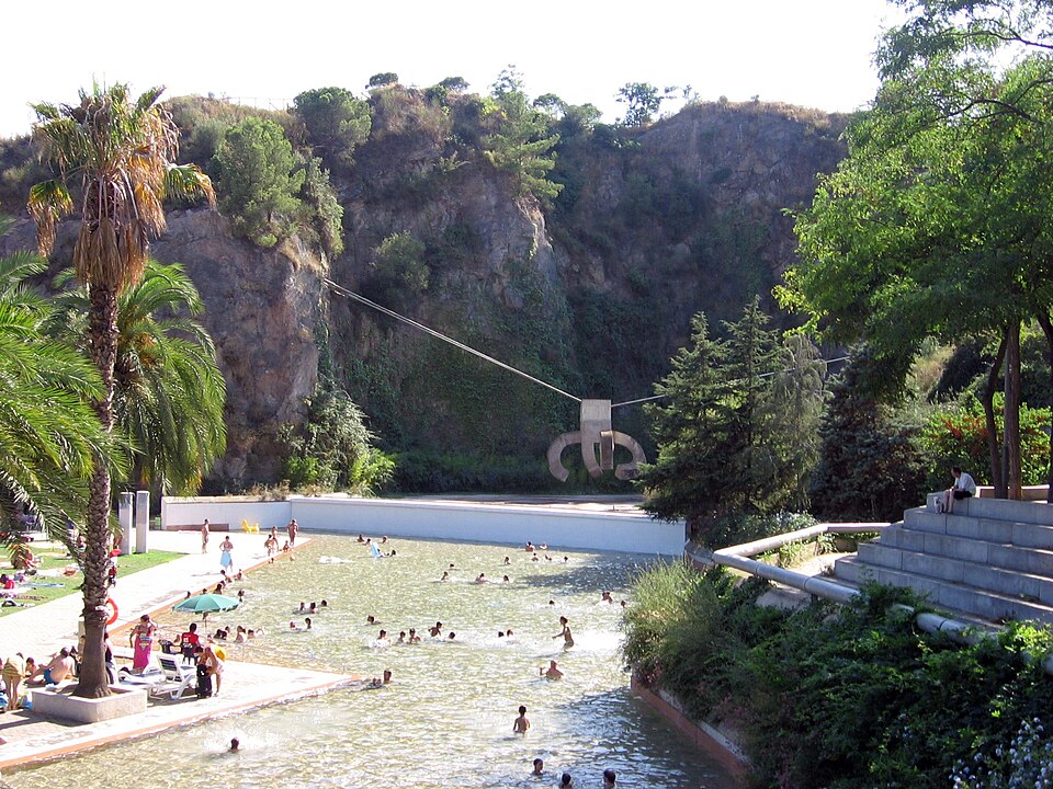 File:Creueta del Coll1.jpg
