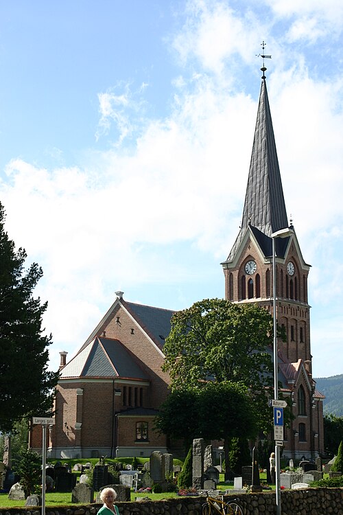 File:Lillehammer kirke.JPG