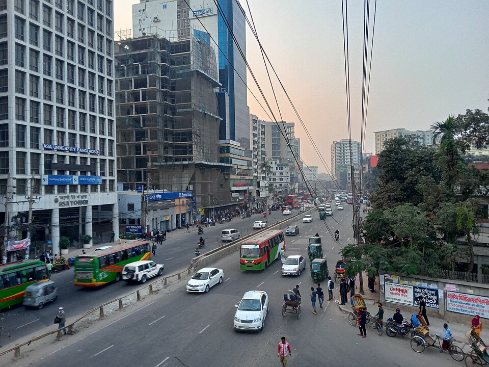 File:Mirpur Road 2.jpg