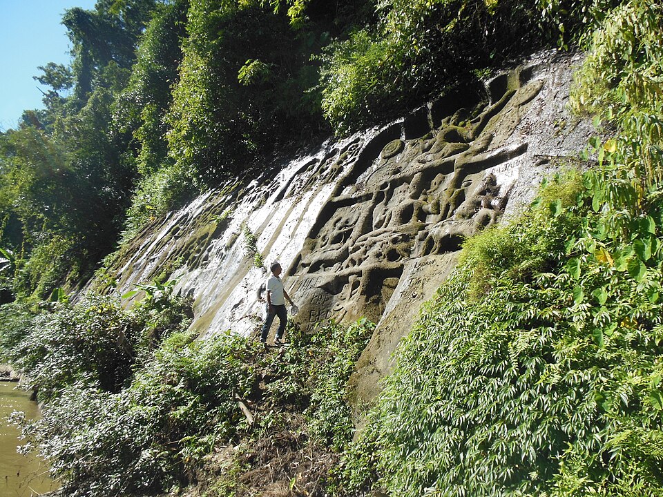 File:2)Chabimura, the archaeological site at Devtamura.jpg