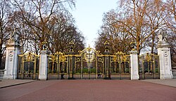 Canada Gate, London