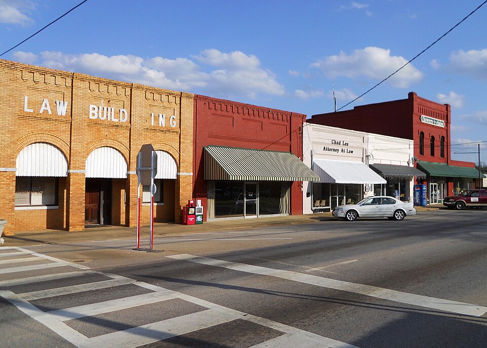 File:Downtown Wedowee Alabama.JPG
