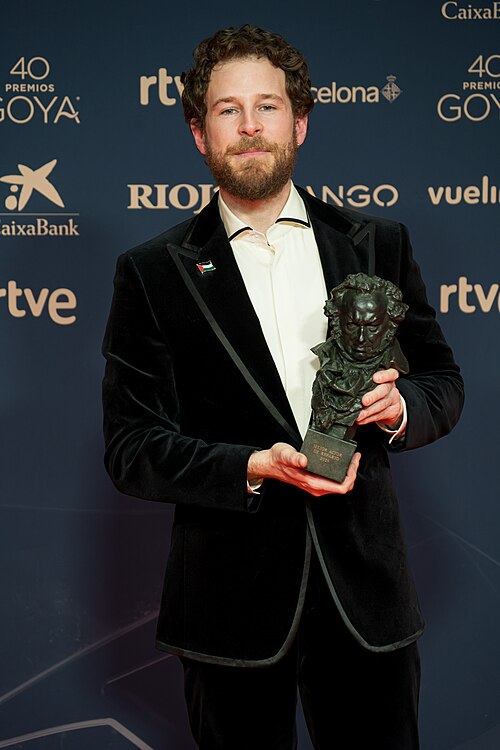 File:Premios Goya 2026 - Álvaro Cervantes-2.jpg