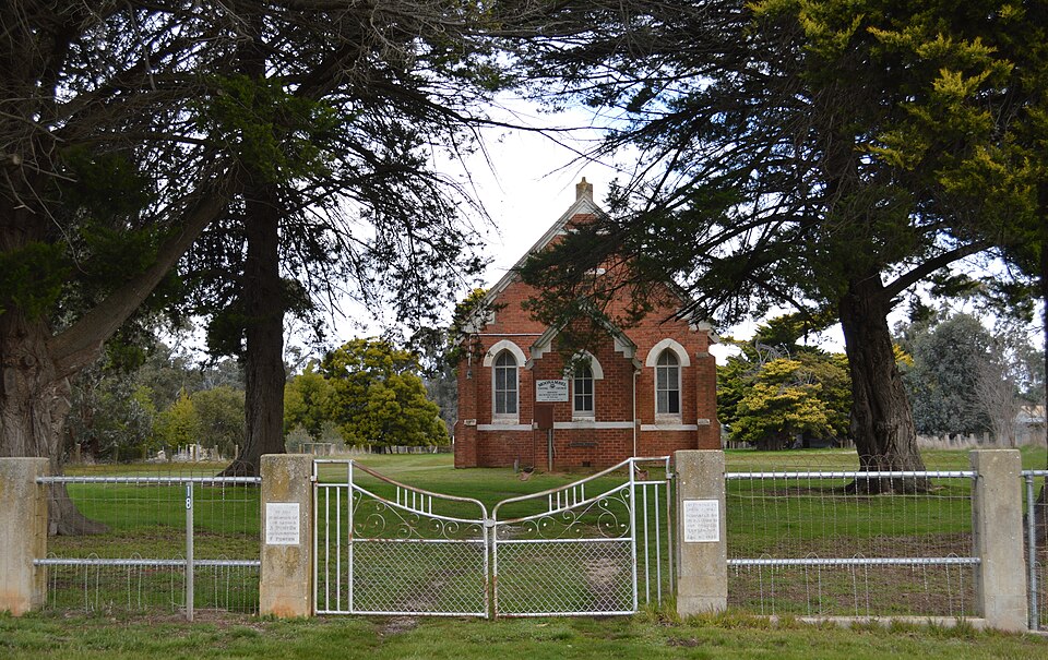 File:Moonambel Uniting Church 001.JPG
