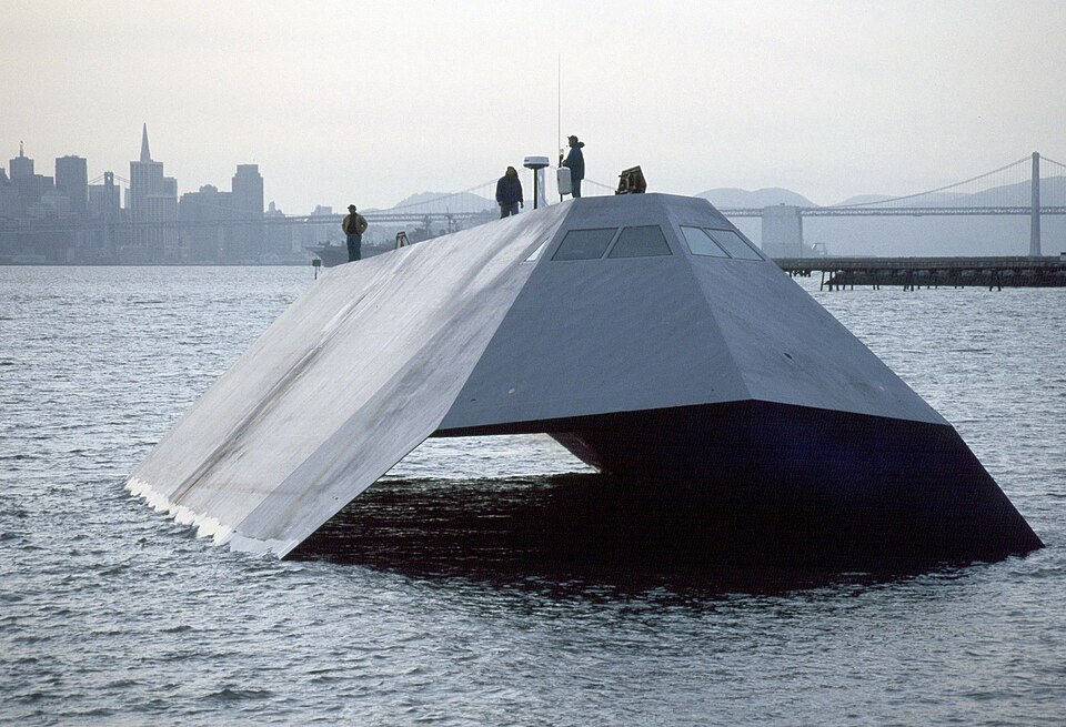 File:US Navy Sea Shadow stealth craft.jpg
