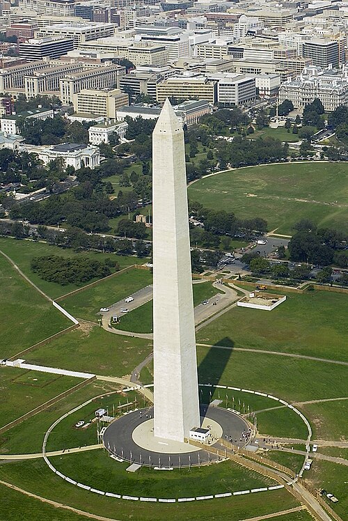 File:WashMonument WhiteHouse (cropped).jpg