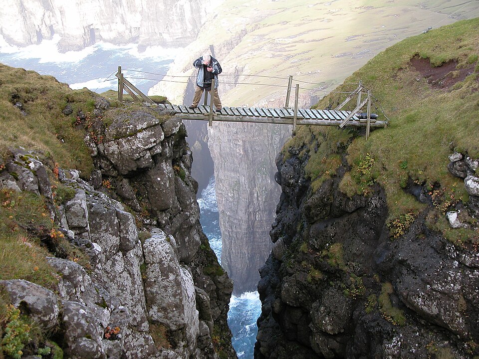 File:West.coast.Suðuroy.2.Jpg