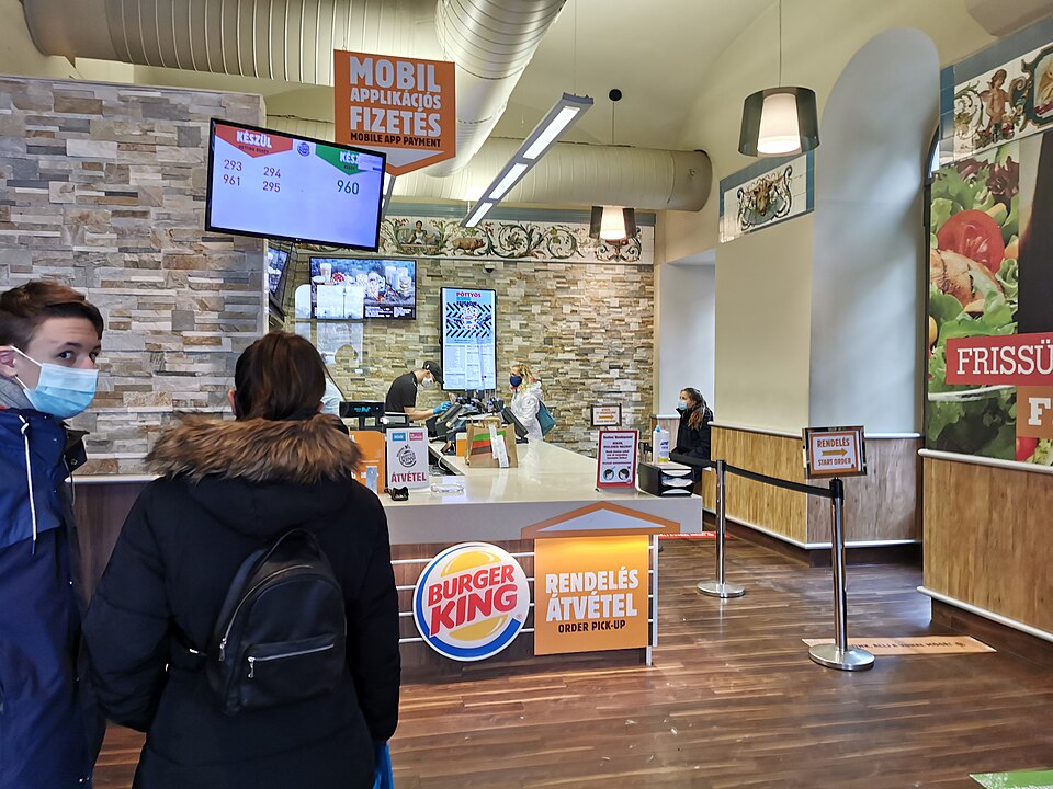 File:Burger - vírus idején (2).jpg