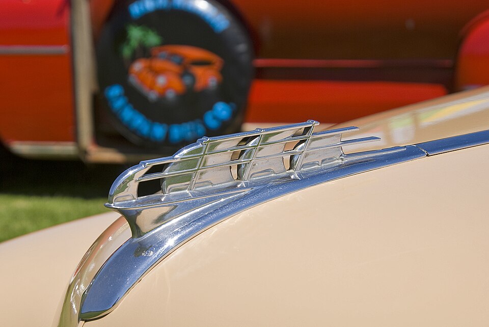 File:Car Bling (4916592870).jpg