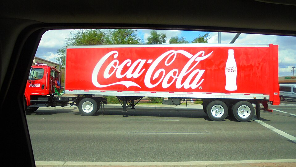 File:Coca Cola truck.JPG