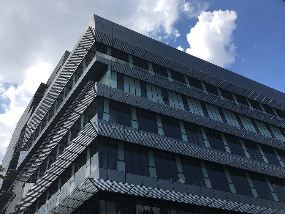 File:Princess Chulabhorn Science Research Center.jpg