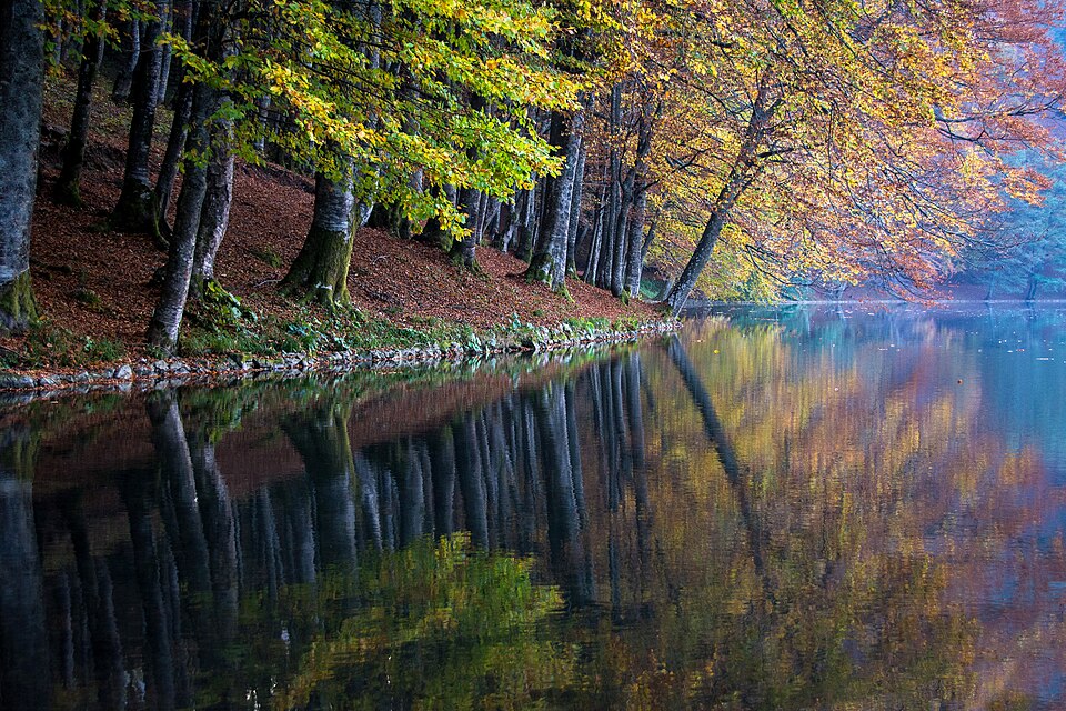 File:Балкана језеро.jpg