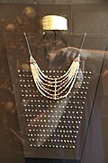 Gold collar & necklace, Austria, 900 BC.